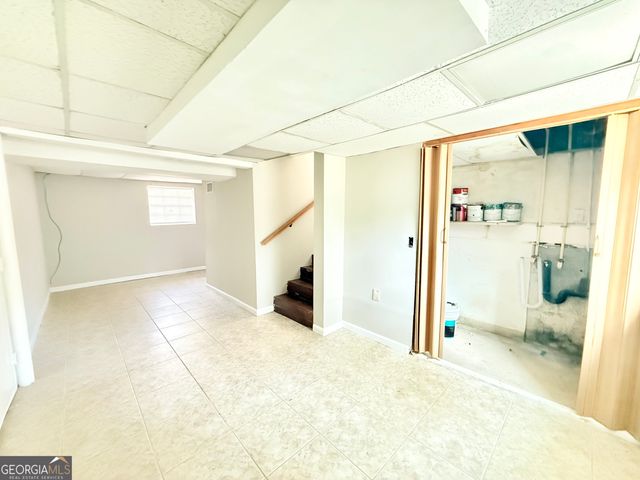 6692 Cambridge Drive, Rex, GA 30273