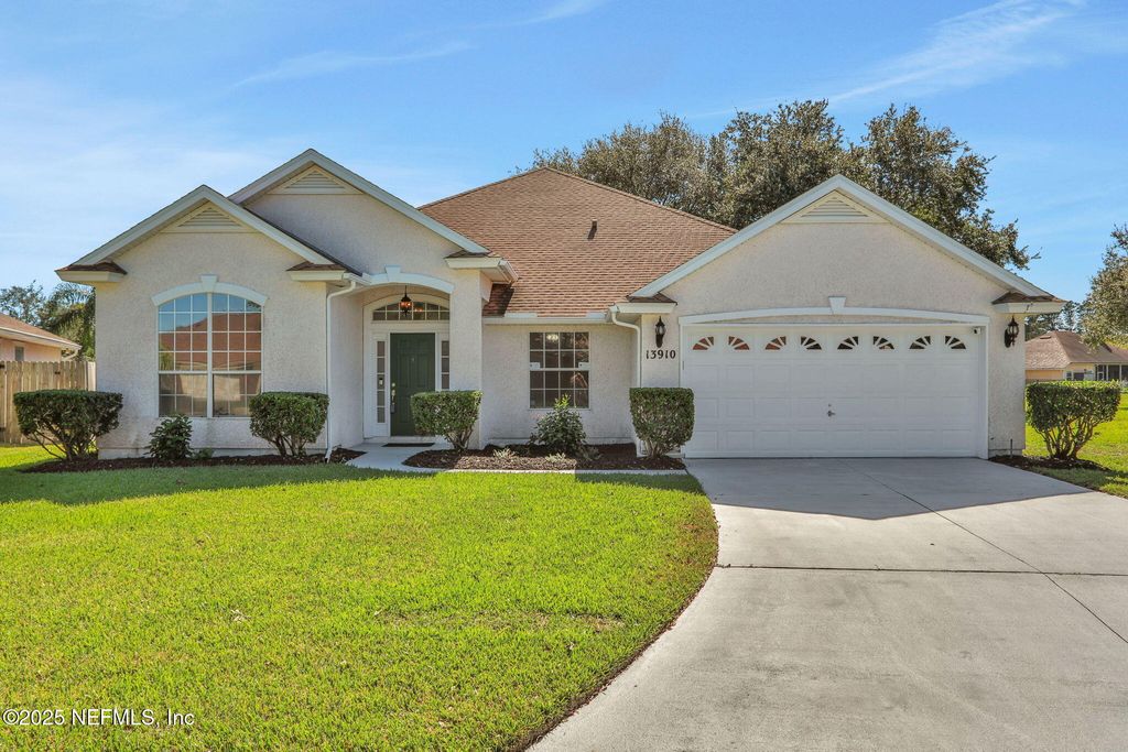 13910 SANDHILL CRANE Drive S, Jacksonville, FL 32224