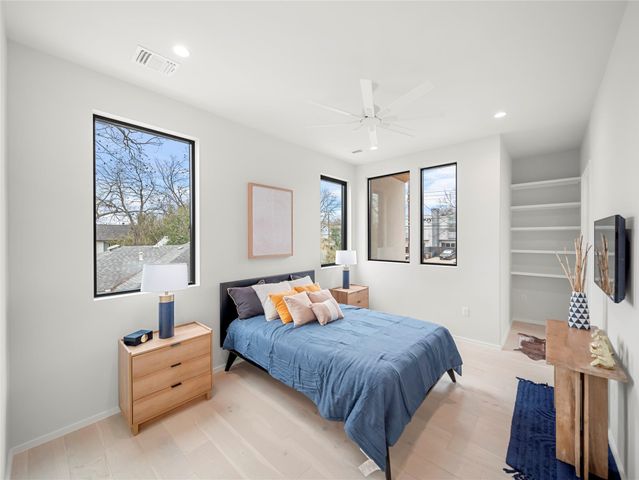 2107 Brackenridge ST 1, Austin, TX 78704