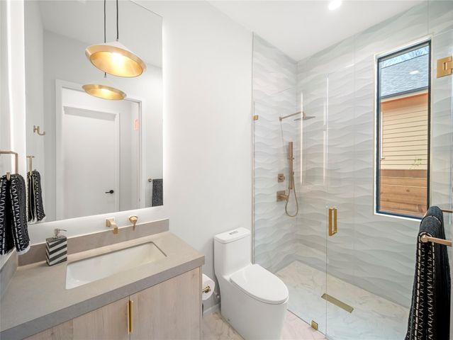 2107 Brackenridge ST 1, Austin, TX 78704