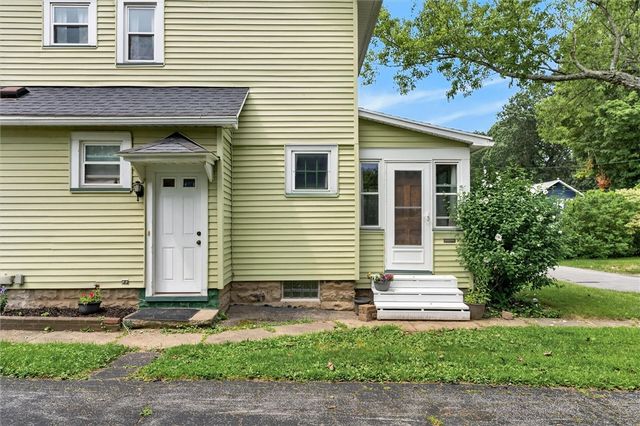 77 Bayton Drive, Irondequoit, NY 14622