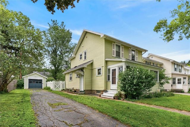 77 Bayton Drive, Irondequoit, NY 14622