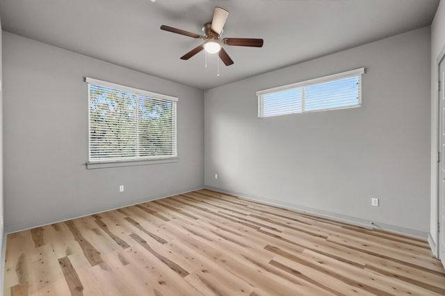 2204 E 13th ST B, Austin, TX 78702