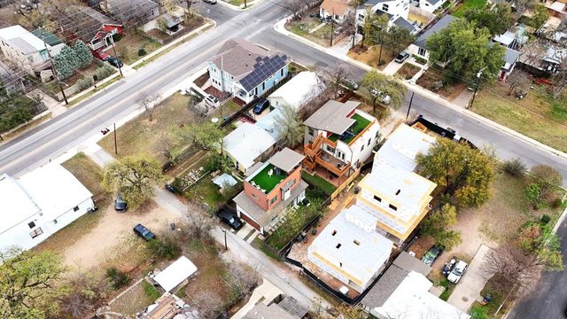 2204 E 13th ST B, Austin, TX 78702