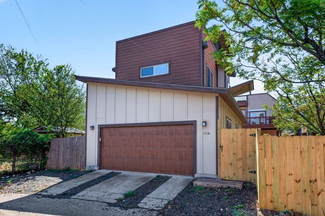 2204 E 13th ST B, Austin, TX 78702