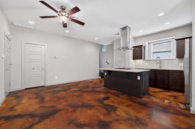 2204 E 13th ST B, Austin, TX 78702
