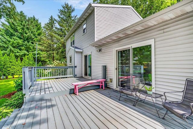 6 Windhaven Circle, Madison, WI 53717