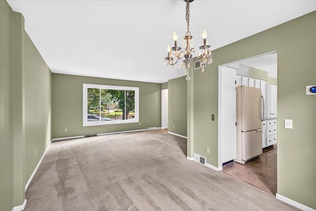 6 Windhaven Circle, Madison, WI 53717