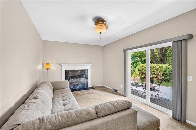 6 Windhaven Circle, Madison, WI 53717