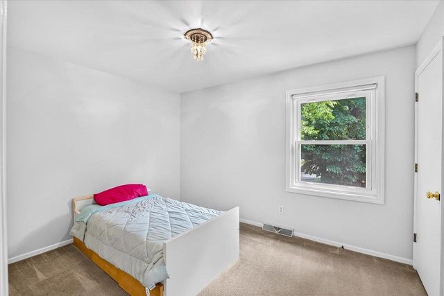 6 Windhaven Circle, Madison, WI 53717