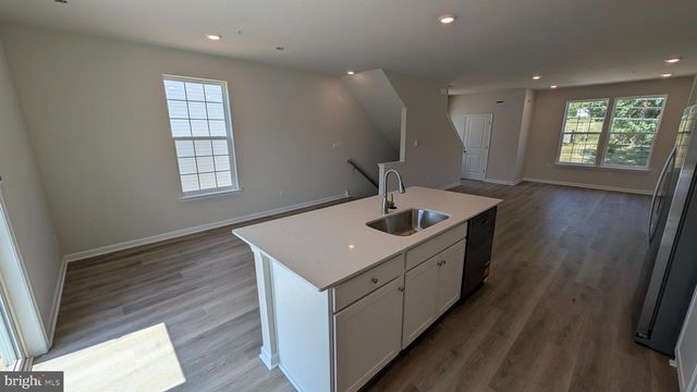 546 SWAMP CREEK RD, Bechtelsville, PA 19505
