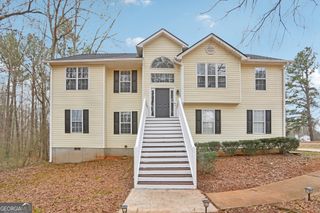 83 Huntington Court, Newnan, GA 30265