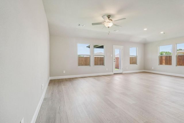 600 Stagg Street, Mckinney, TX 75069