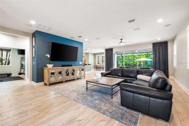 7500 AGUILA DRIVE, Sarasota, FL 34240