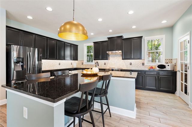 7500 AGUILA DRIVE, Sarasota, FL 34240