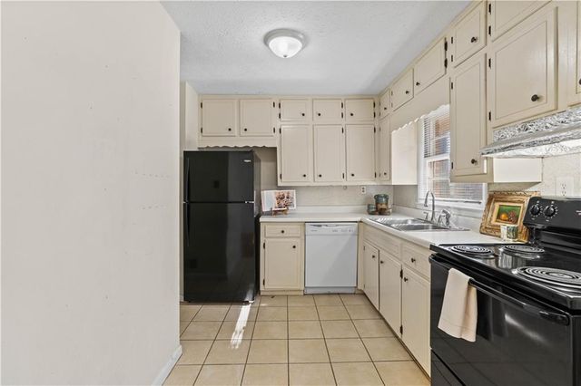 2868 Belaire Circle, Doraville, GA 30340