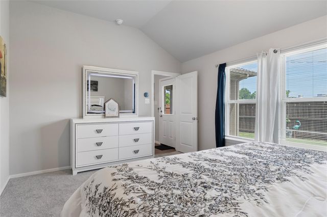 1101 La Esperanza Drive, Mesquite, TX 75149