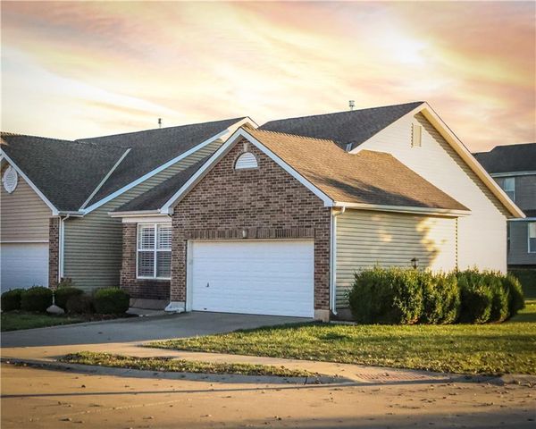 1235 SW Arborfair Drive, Lee's Summit, MO 64082