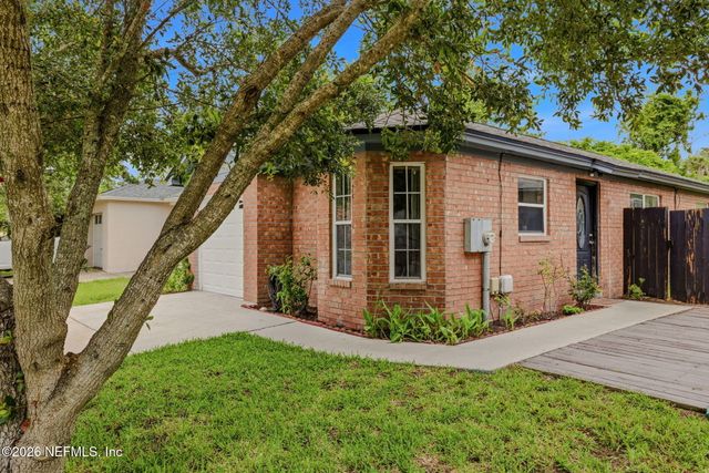 2529 AMERICAS CUP Circle E, Atlantic Beach, FL 32233