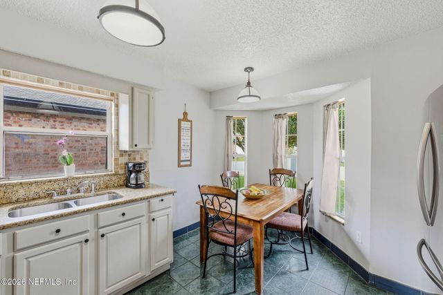 2529 AMERICAS CUP Circle E, Atlantic Beach, FL 32233