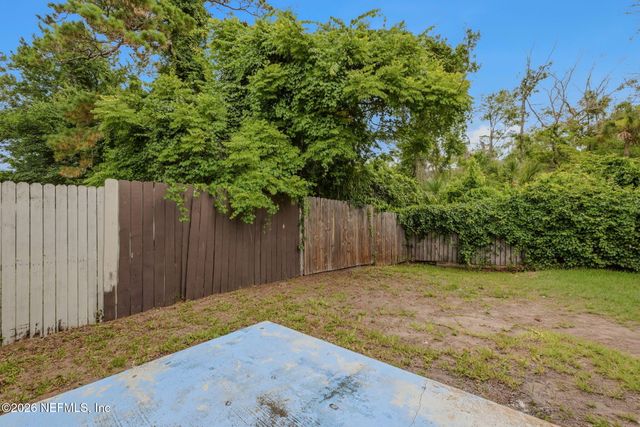 2529 AMERICAS CUP Circle E, Atlantic Beach, FL 32233