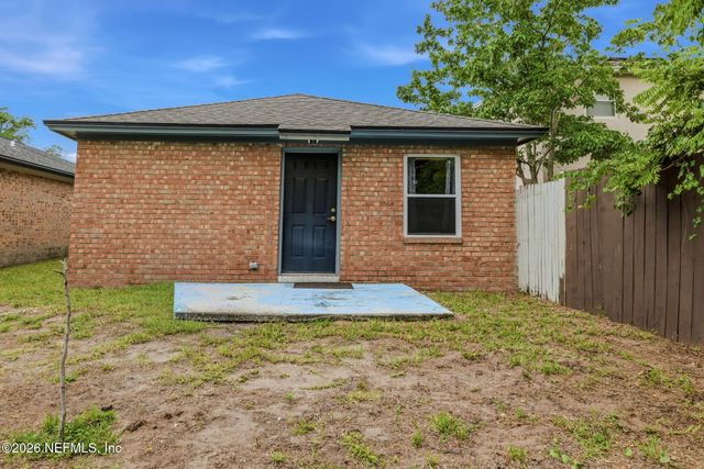2529 AMERICAS CUP Circle E, Atlantic Beach, FL 32233