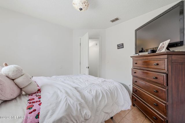 2529 AMERICAS CUP Circle E, Atlantic Beach, FL 32233