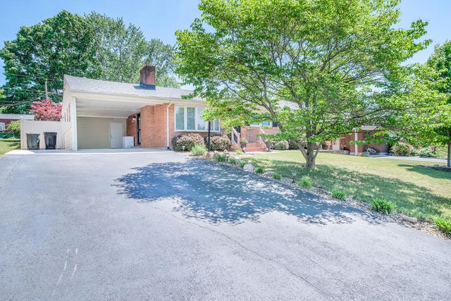 5571 Capito ST, Roanoke, VA 24019
