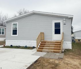 1232 Liberty Court, Mt Pleasant, MI 48858