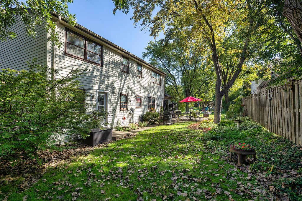 995 Hunter Court, Deerfield, IL 60015 — photo 4