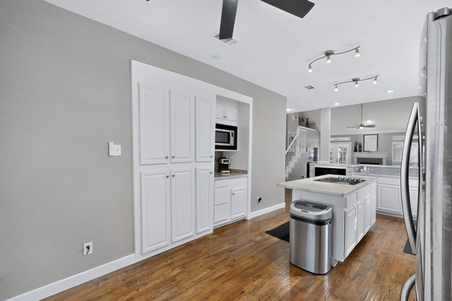 2600 Juniper Drive, Euless, TX 76039