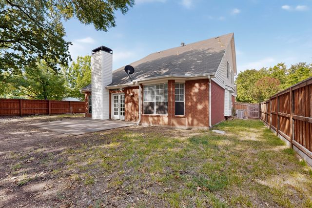 2600 Juniper Drive, Euless, TX 76039