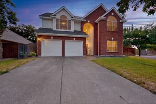 2600 Juniper Drive, Euless, TX 76039
