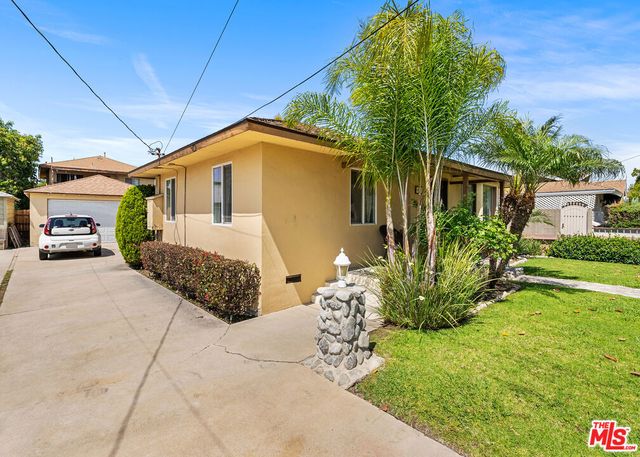937 E Palmyra Avenue, Orange, CA 92866