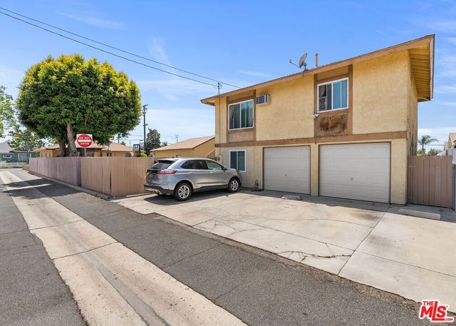 937 E Palmyra Avenue, Orange, CA 92866