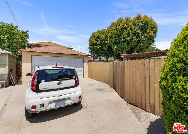 937 E Palmyra Avenue, Orange, CA 92866