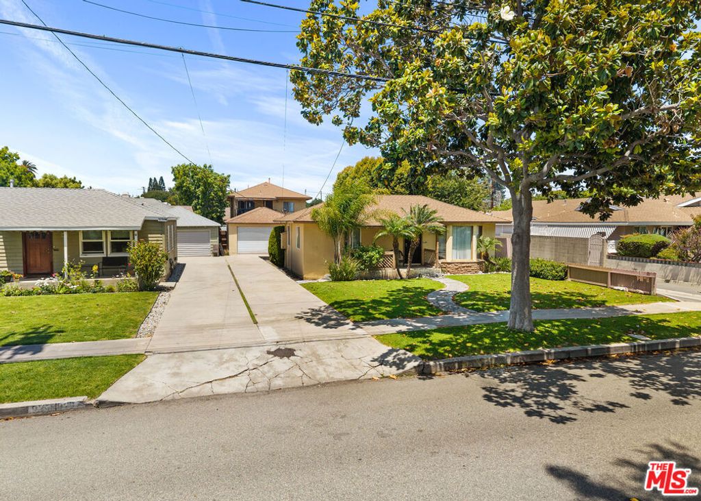 937 E Palmyra Avenue, Orange, CA 92866