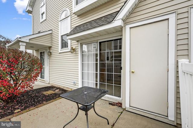 1404 WHARTON RD, Mount Laurel, NJ 08054