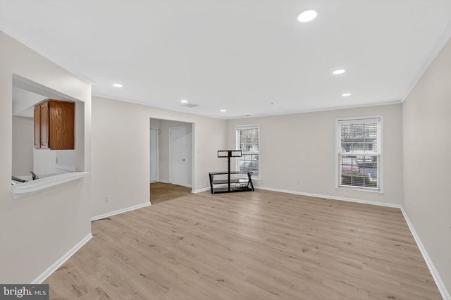 1404 WHARTON RD, Mount Laurel, NJ 08054