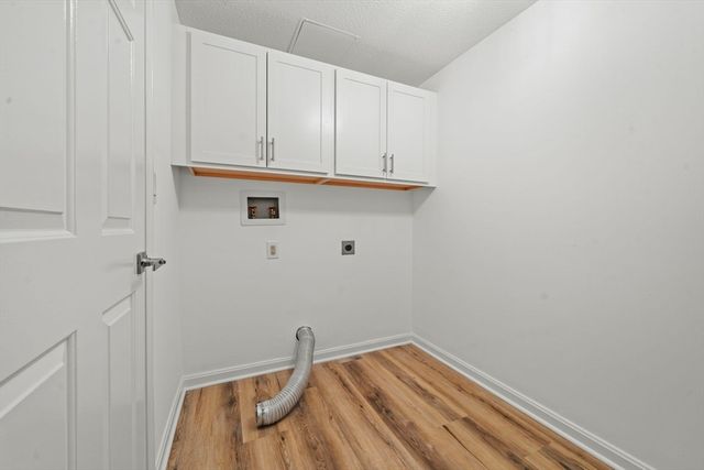 10 Ledgewood Way 26, Peabody, MA 01960