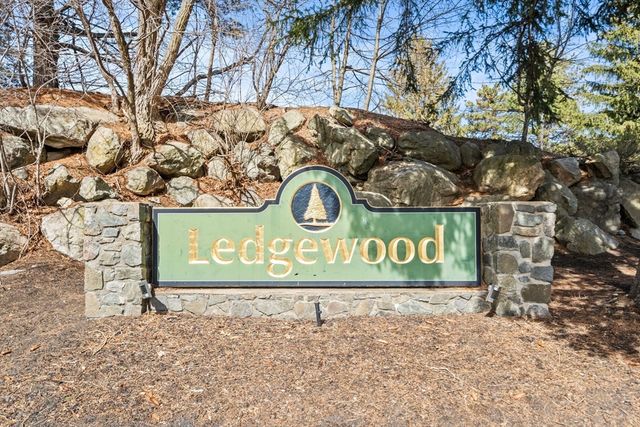 10 Ledgewood Way 26, Peabody, MA 01960