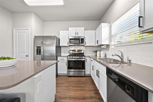10805 Dimitrios DR, Austin, TX 78747