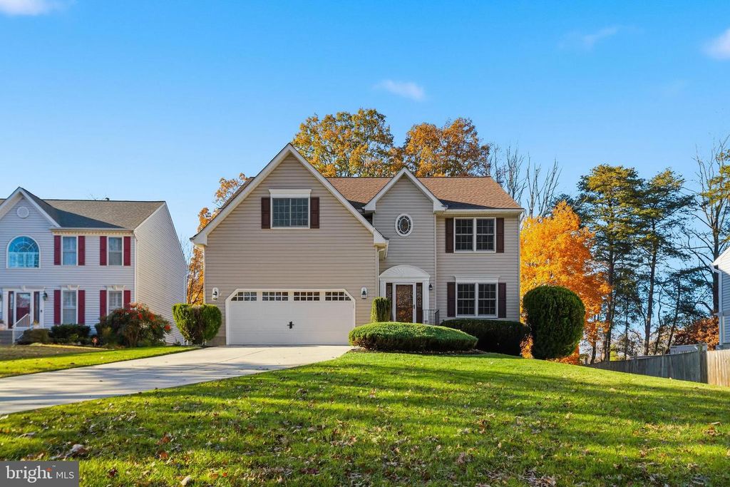 7706 W EVANSTON CT, Severn, MD 21144