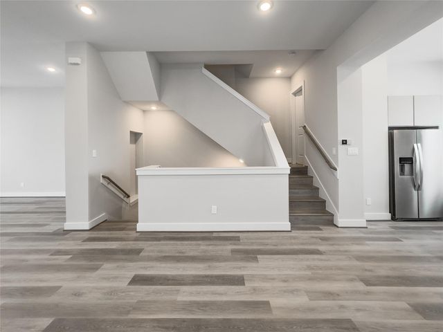 1250 N Post Oak Road A, Houston, TX 77055