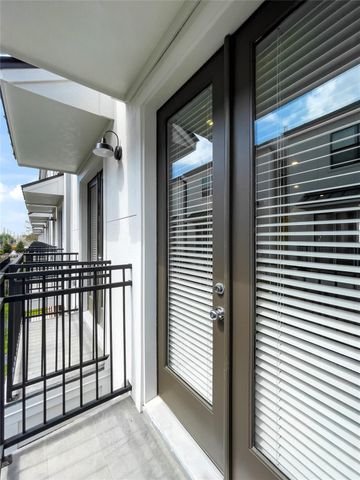 1250 N Post Oak Road A, Houston, TX 77055