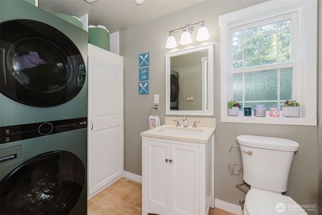 8022 Long Lake Road SE, Port Orchard, WA 98367