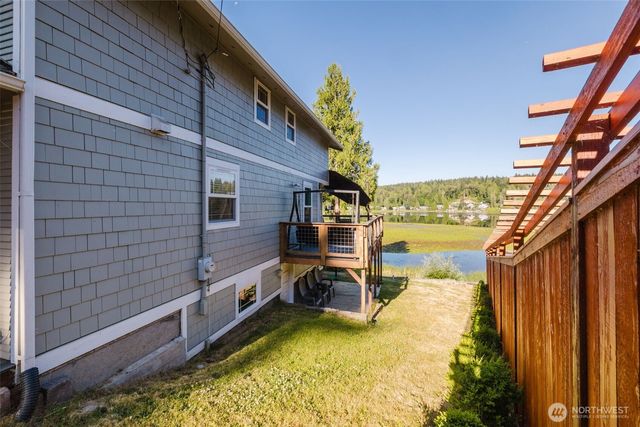 8022 Long Lake Road SE, Port Orchard, WA 98367