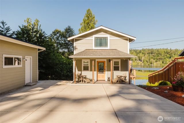 8022 Long Lake Road SE, Port Orchard, WA 98367
