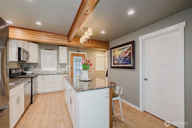 8022 Long Lake Road SE, Port Orchard, WA 98367