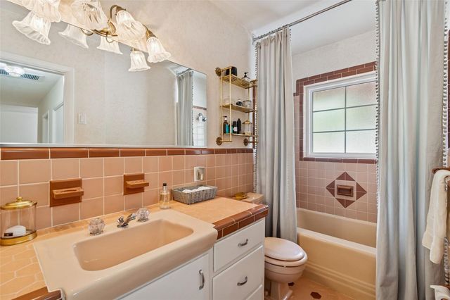 65 INNESS DRIVE, Tarpon Springs, FL 34689